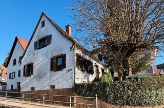 Einfamilienhaus kaufen in 76846 Hauenstein, Hauenstein - Einfamilienhaus mit Einliegerwohnung -Sanierungsbedürfrig