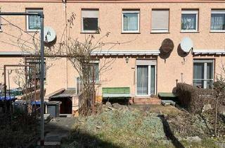 Haus kaufen in 07318 Saalfeld, Saalfeld/Saale - kleines Reihenmittelhaus