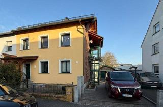 Haus kaufen in 65439 Flörsheim, Flörsheim - Flörsheim: Sie suchen das besondere Wohnflair? Ein toller Familienwohnsitz mit ELW