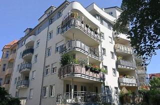Wohnung kaufen in 04275 Leipzig, Leipzig - Zentrumsnahe Wohnung mit großem Balkon, Lift und Stellplatz