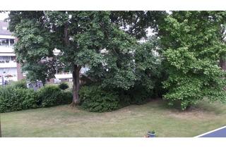 Wohnung kaufen in Ibelskathweg 10, 47804 Benrad-Süd, Modernisierte helle 2-Zimmer-Wohnung mit Balkon und Grünblick in Krefeld-Benrad-Süd