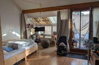 Wohnung mieten in 78628 Rottweil, Charmantes 1-Zimmer-Apartment im DG mit Balkon in Rottweil