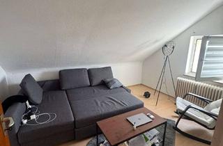 Wohnung mieten in Kaule 1000, 51429 Bergisch Gladbach, 2-Zimmer-DG-Wohnung in Bergisch Gladbach Bensberg