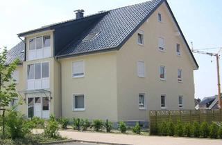 Wohnung mieten in Gerstenkamp 29 a, 33758 Schloß Holte-Stukenbrock, Helle 3,5-Zimmer Dachgeschosswohnung mit Balkon in Schloß Holte-Stukenbrock