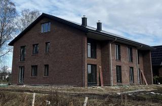 Wohnung mieten in 25436 Heidgraben, Zentrale, ruhig gelegene Wohnung mit zusätzlichem Dachgeschosszimmer und großem Balkon