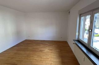 Wohnung mieten in Oststraße, 58119 Hohenlimburg, Helle renovierte 4-Zimmer-Wohnung | Einbauküche | modernes Bad | Keller | ruhige Lage