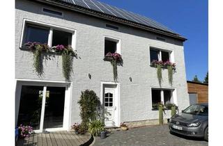 Haus kaufen in Siedlungsstraße, 06628 Bad Kösen, Geräumiges Haus mit 190 m² Wohnfläche in Naumburg (Saale) - Bad Kösen