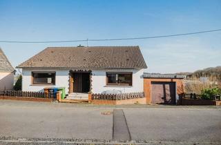 Haus kaufen in 53560 Vettelschoß, Selbst einziehen & Miete sichern – Zweifamilienhaus mit Einliegeroption