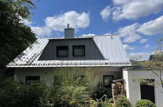 Einfamilienhaus kaufen in Max-Grünbaum-Weg 22, 54550 Daun, Gepflegtes, freistehendes Einfamilienhaus mit 7 Zimmern und Garage, Waldrandlage, Stadtnähe in Daun