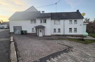 Einfamilienhaus kaufen in 56459 Langenhahn, Einfamilienhaus mit Garten und Einliegerwohnung aus 2008