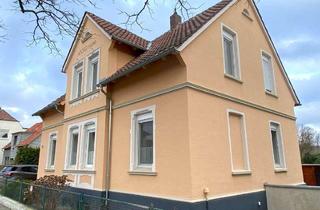 Anlageobjekt in 32052 Herford, Gepflegtes 2-Fam./-Generationenhaus auf großem Grundstück umfangreich saniert in zentraler Lage