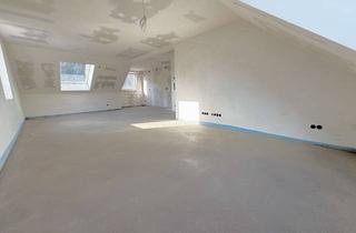 Loft kaufen in Drahtzieherstraße, 90453 Krottenbach, KfW 55 Energie A+ loftige Eigentumswohnung im Dachgeschoss m. 3,5 Zimmern u. XXL Dachflächenfenstern