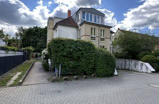 Wohnung kaufen in Rothkehlchenweg, 14532 Stahnsdorf, Attraktive 2-Zimmer-Wohnung mit sonnigem Balkon & Tiefgaragenstellplatz in ruhiger Lage