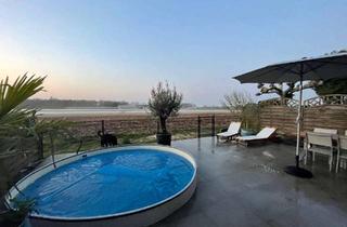 Wohnung kaufen in Alter Kirchweg 53, 41372 Niederkrüchten, Ihr neues „Haus im Haus“: Feldrand-Idylle mit Pool-Oase in Elmpt