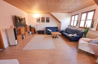 Wohnung mieten in 89281 Altenstadt, Großzügige und helle 3,5-Zimmer Wohnung mit Balkon, Einbauküche, Kachelofen, 100 qm Dachboden