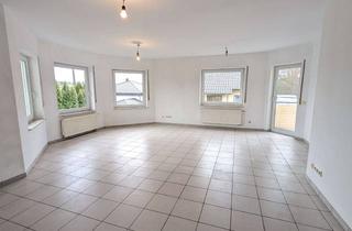Wohnung mieten in 56767 Uersfeld, Helle 113 m² Wohnung | 4 Zimmer | Balkon | Garage | Stellplatz | ruhige Lage