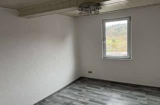 Wohnung mieten in Hauptstraße 144, 75181 Eutingen, Erstbezug nach Sanierung: 3-Zi.-Wohnung im 2 EG in Pforzheim-Eutingen
