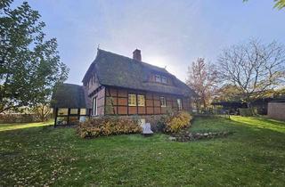 Haus kaufen in 19067 Dobin am See, Weide, Wald und Wintergarten - Ein Traumhaus unterm Reetdach
