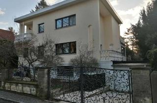 Villa kaufen in 14055 Charlottenburg, Gewerbe Villa auf 3 Ebenen, auch zu Wohnzwecken geeignet, direkt am Grunewald bezugsfrei