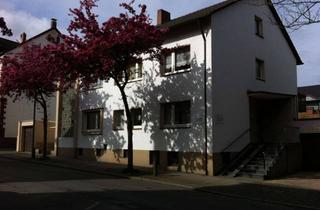 Haus kaufen in 58453 Witten, Freistehendes Zweifamilienhaus mit Abgeschlossenheitsbescheinigung