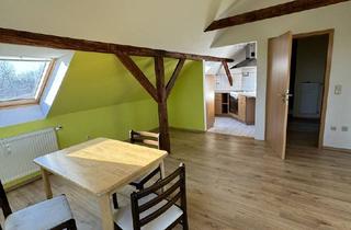 Wohnung mieten in 45899 Gelsenkirchen, Gemütliche Dachgeschosswohnung mit Einbauküche