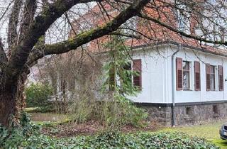 Haus kaufen in 35440 Linden, Linden - Großes Haupthaus trifft charmantes Nebenhaus mit Sanierungsbedarf
