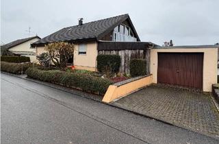Einfamilienhaus kaufen in 78667 Villingendorf, Villingendorf - Einfamilienhaus mit Einliegerwohnung, Garage und schönem Garten