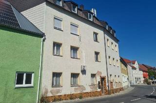 Haus kaufen in 92670 Windischeschenbach, Windischeschenbach - Sanierungsbedürftige Wohnung