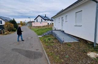 Haus kaufen in 54570 Pelm, Pelm - Neubau Bungalow in Kirchweiler Vulkaneifel in ruhiger Lage.