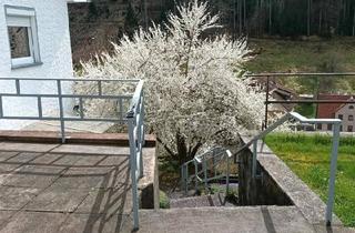 Haus kaufen in 72213 Altensteig, Altensteig - Haus mit großem Grundstück zu verkaufen