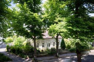Villa kaufen in 12359 Berlin, Berlin - Historische Landvilla mit Remise (Denkmalgeschützt)