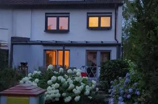 Doppelhaushälfte kaufen in 46119 Oberhausen, Oberhausen - Komplett modernisierte und energieeffiziente Doppelhaushälfte