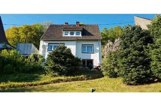 Einfamilienhaus kaufen in 57234 Wilnsdorf, Wilnsdorf - sanierungsbedürftiges Ein- bis Zweifamilienhaus in Waldrandlage