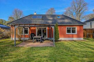 Haus kaufen in 14621 Schönwalde-Glien, Schönwalde-Glien - Wohnen im Grünen: Großer Bungalow mit hochwertiger Ausstattung auf sonnigem Südgarten direkt am Waldrand