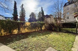 Wohnung kaufen in 80805 Schwabing-Freimann, Rarität in Schwabing! Sanierte Altbau-Wohnung mit Gartenanteil im ruhigen und grünen Innenhof
