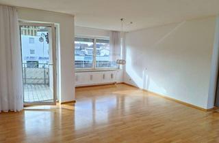 Wohnung mieten in Tannenweg, 89555 Steinheim, Sonnendurchflutete, freundliche 3-Zimmer-Whg mit SW-Balkon, Keller, Garage in Steinheim am Albuch