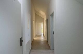 Wohnung mieten in Dorfstraße, 82205 Gilching, Helle 3-Zimmer Wohnung in Gilching mit 95 m² Wohnfläche