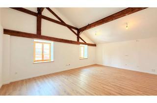 Wohnung mieten in 84559 Kraiburg, ... AIGNER - historische Altstadtwohnung im DG, aufwendig renoviert und zentrumsnah gelegen ...