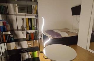 Wohnung mieten in Neupfarrplatz 6a, 93047 Innenstadt, 1-Zimmer-Wohnung in Regensburgs lebendiger Innenstadt