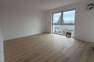 Wohnung mieten in Hangstraße 10, 86949 Windach, Helle 2,5-Zimmer Wohnung mit Balkon, EBK, FBH und Stellplätzen in Windach