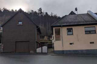 Haus kaufen in Hainstädter Straße 11, 64747 Breuberg, Wohnhaus in schöner Hanglage mit Nebengebäude und Ausbaupotential