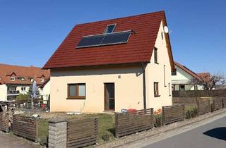 Haus kaufen in 07389 Ranis, Komfortables Wohnhaus mit Fußbodenheizung in Ranis