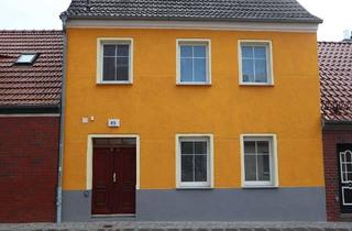 Haus mieten in 14913 Jüterbog, Bezug nach Sanierung: 3-Zimmer-Einfamilienhaus mit großem Garten in Jüterbog