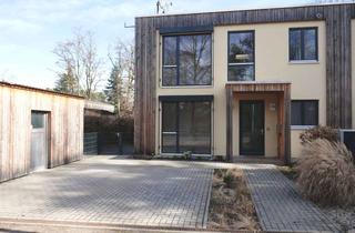 Haus mieten in Schmöllner Weg 21c, 14776 Neustadt, Wohnen an Wald und See – hochwertige Doppelhaushälfte mit Garten (von privat)