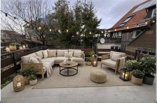 Wohnung kaufen in 73268 Erkenbrechtsweiler, Charmante 3,5-Zimmer-Wohnung mit Balkon, historischem Holzofen und zusätzlichen Nutzräumen