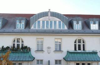 Wohnung kaufen in Kurfürstendamm, 10707 Wilmersdorf, 2-Zimmer-Dachgeschosswohnung zur Kapitalanlage in Berlin-Wilmersdorf - fußläufig zum Kurfürstendamm