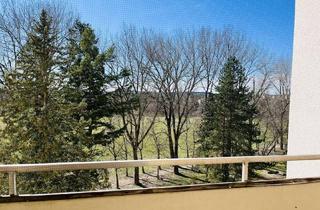 Wohnung kaufen in 82178 Puchheim, Provisionsfrei - helle 3,5-Zimmer-Wohnung 6.OG mit 2 Loggien und herrlichem Blick