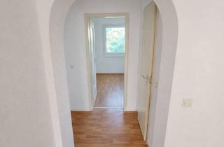 Wohnung kaufen in 47167 Obermarxloh, Attraktive Kapitalanlage: Renovierungsbedürftige 2-Zimmer-Wohnung in Duisburg-Neumühl.