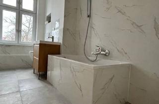 Wohnung kaufen in Wassermannstrasse 75, 12489 Adlershof, Courtagefreie komplett modernisierte 2-Zimmer-Wohnung im 2. OG in Adlershof