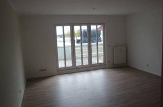 Wohnung kaufen in Ebereschenweg 2 b, 18273 Güstrow, Helle 3-Zimmer Wohnung mit Balkon und Garage in Güstrow